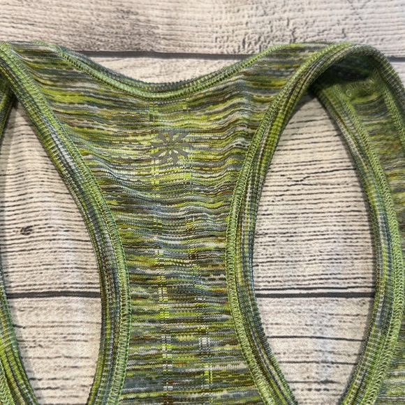 Women’s Athleta Fastest Track racerback tank size S - Picture 9 of 10